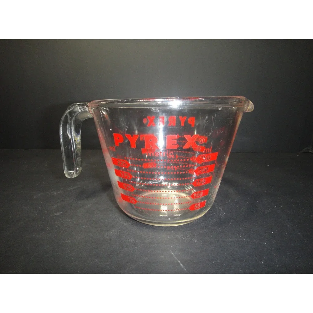 Vintage Pyrex 1 Cup Glass Measuring Cup Red Lettering Made in USA 8oz 250ml